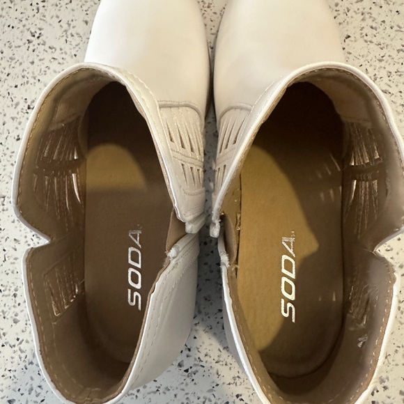 Soda White Ankle Booties with Cutout Design - Picture 6 of 6